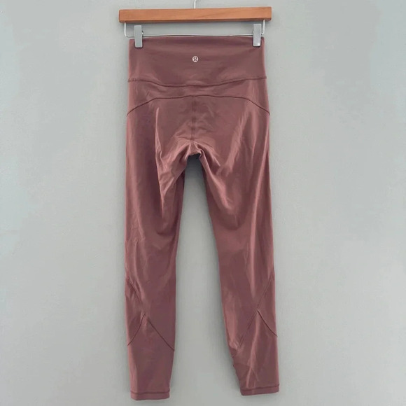 Lululemon In Movement Leggings 25" Everlux - Picture 7 of 9